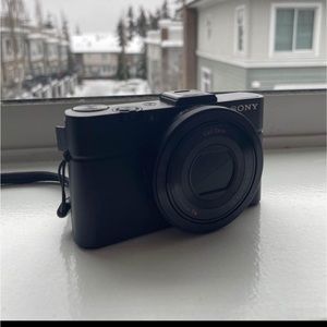Sony RX 100 ll digital camera